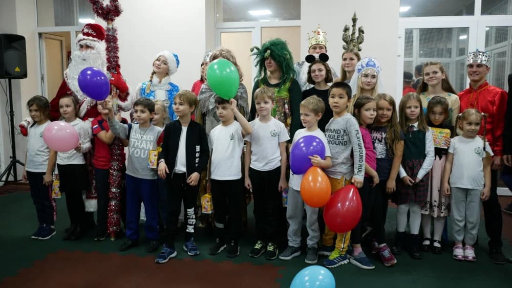 Новогодняя сказка от студентов Сочинского филиала Всероссийского госуниверситета юстиции