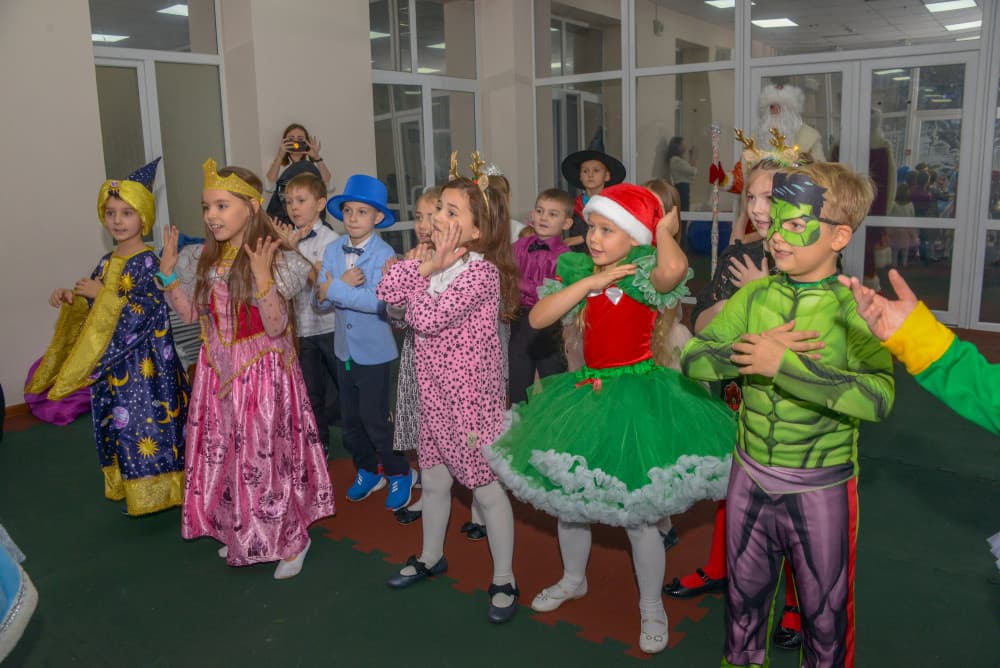 С наступающим Новым годом, первоклассники!