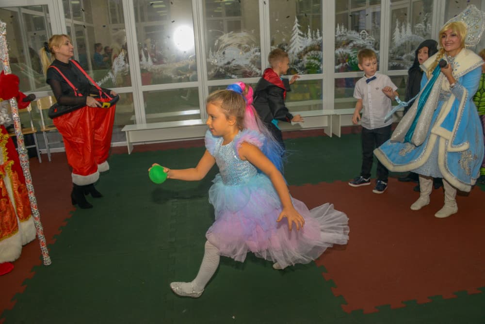 С наступающим Новым годом, первоклассники!
