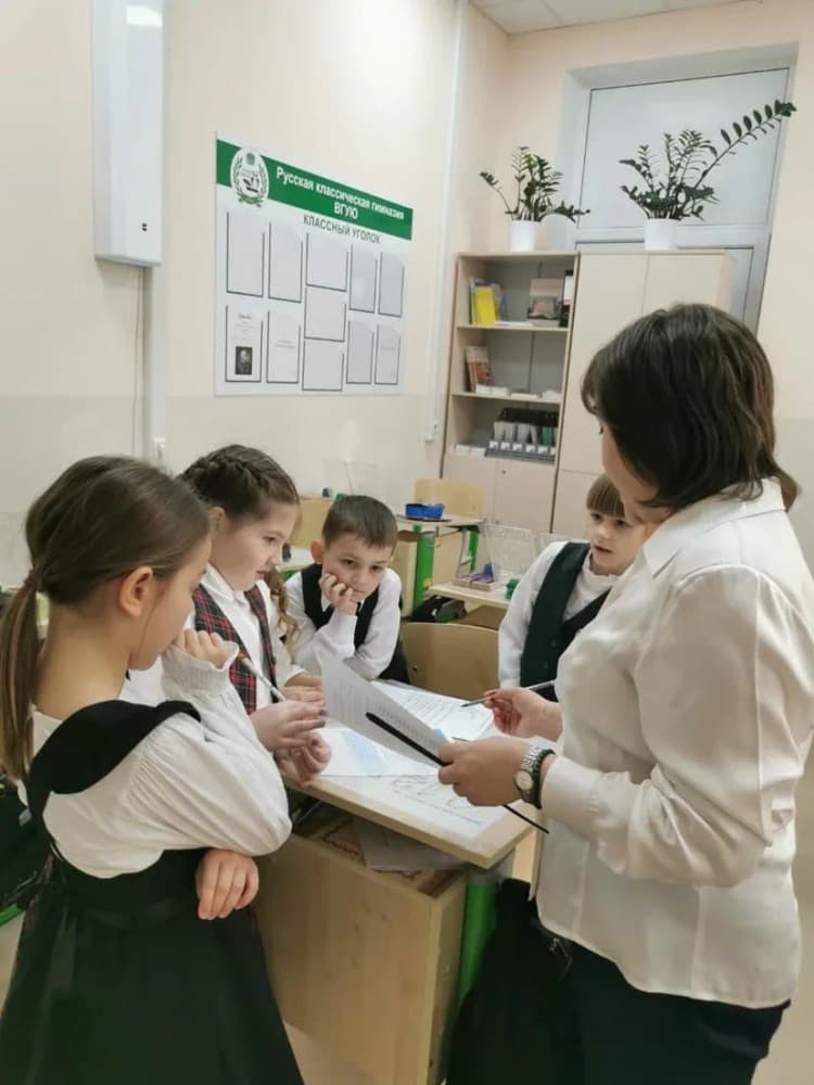 День космонавтики у первоклассников